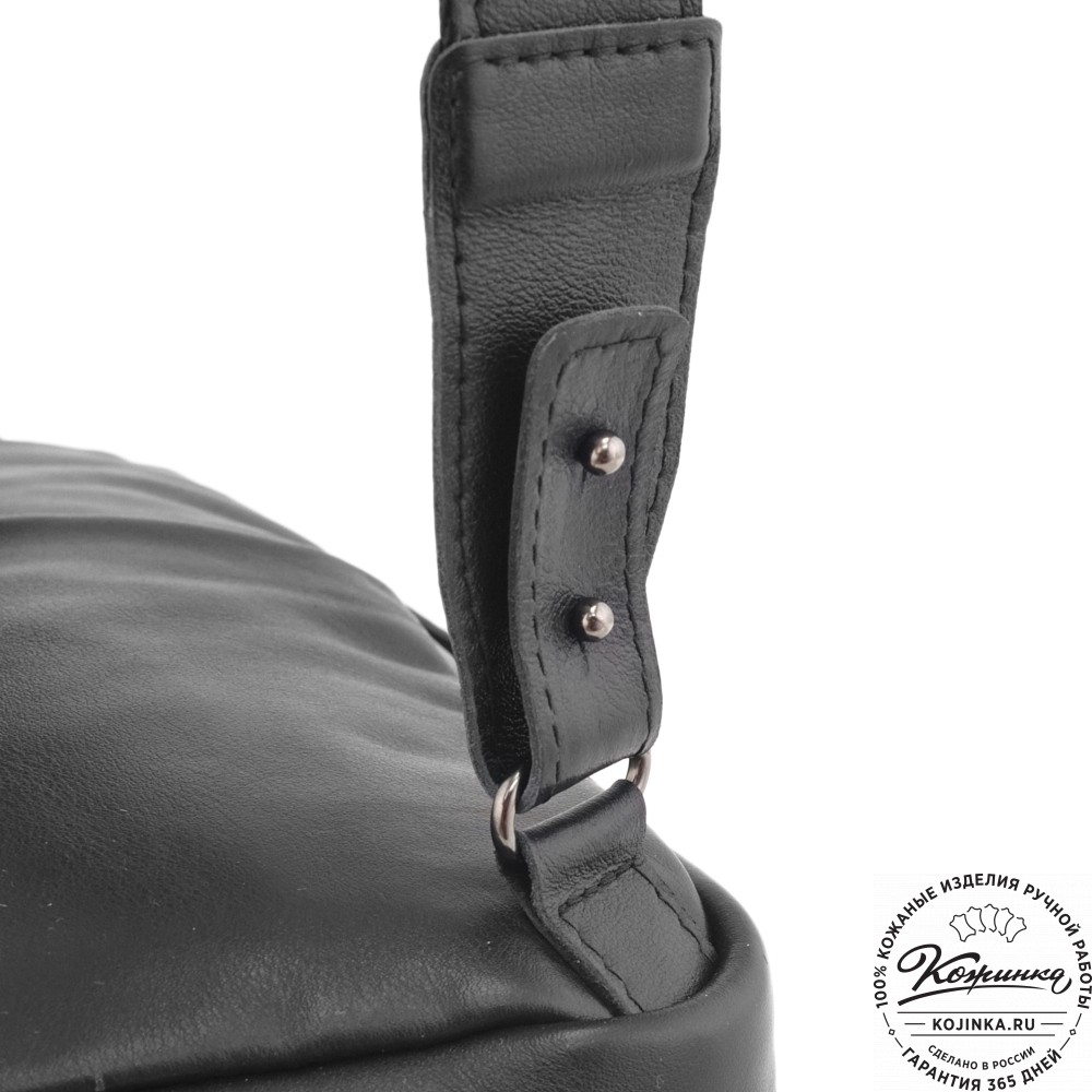 Кожаная сумка на грудь "Вульф" (черная) 