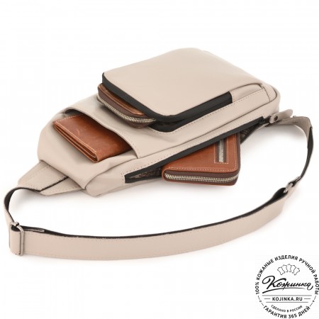 Кожаная сумка на грудь "Вульф" (капучино)